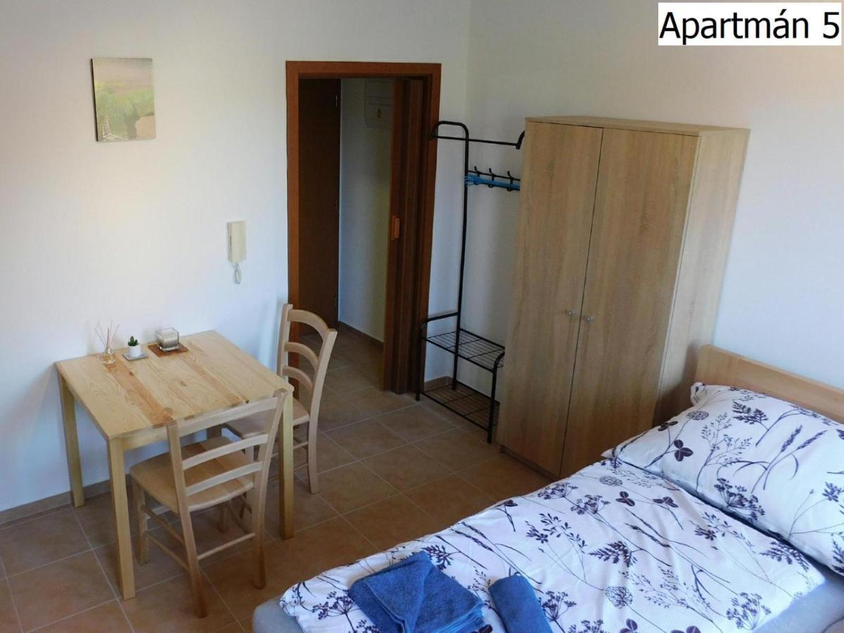 Apartmány Horní Planá Esterno foto