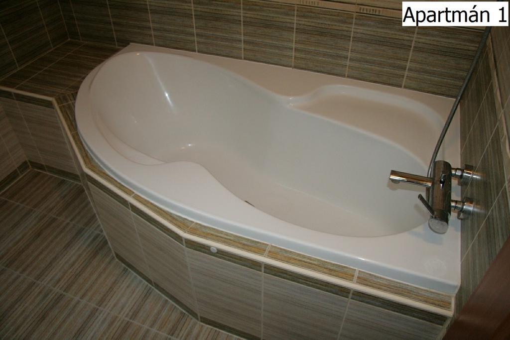 Apartmány Horní Planá Esterno foto